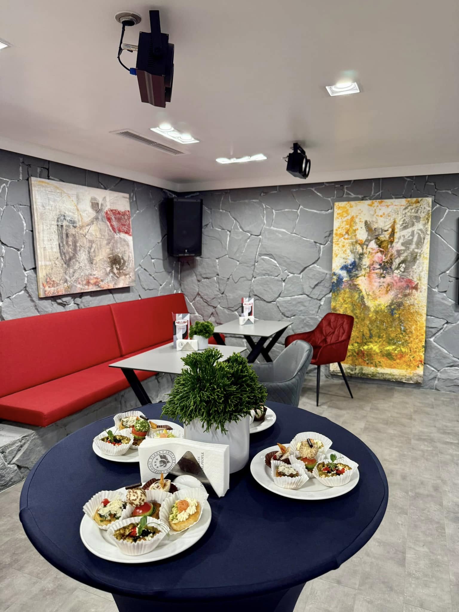 Diffa Cooper - Image 7