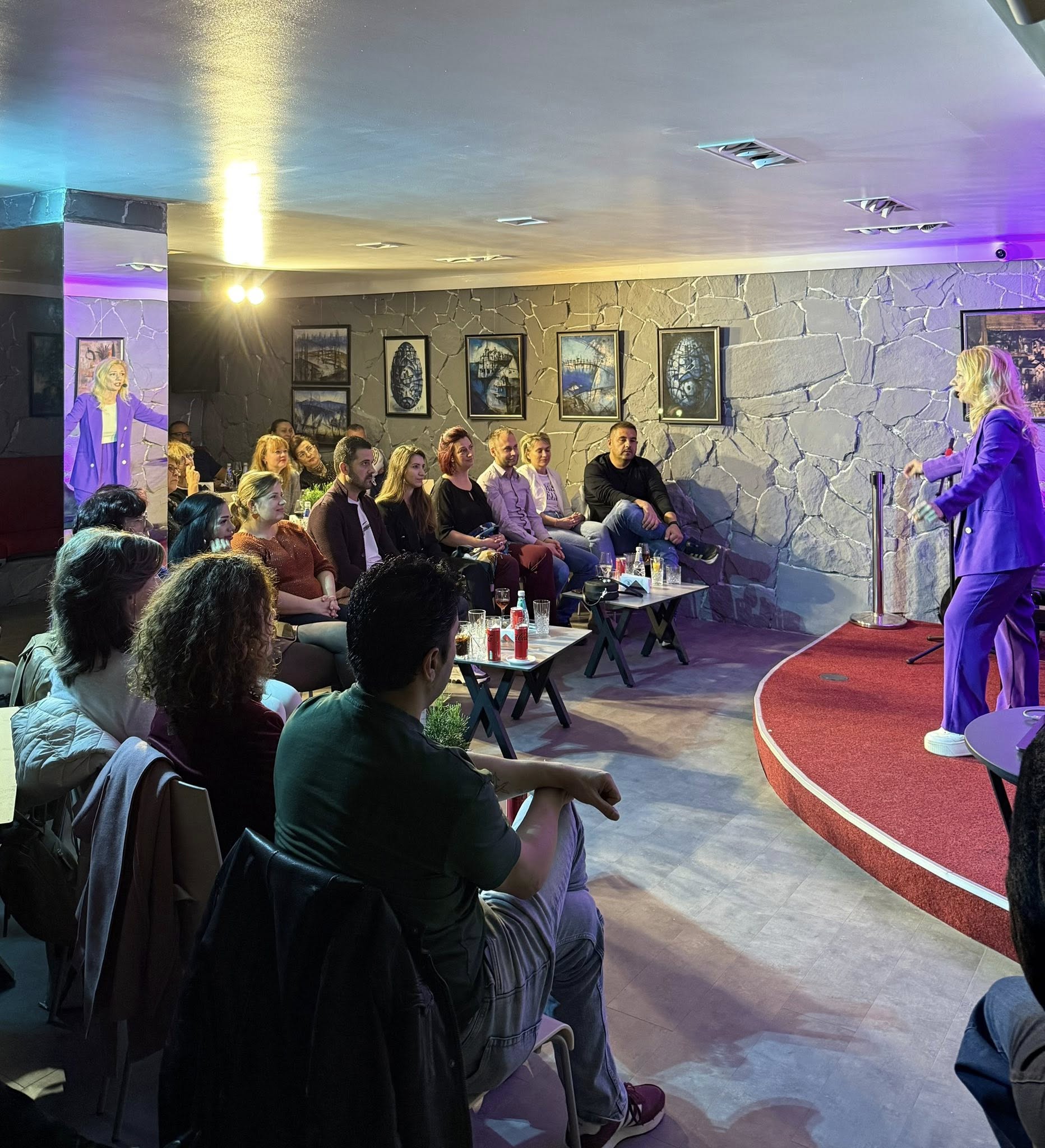 Яна Огнянова Stand- Up Comedy - 05.11 - Image 16